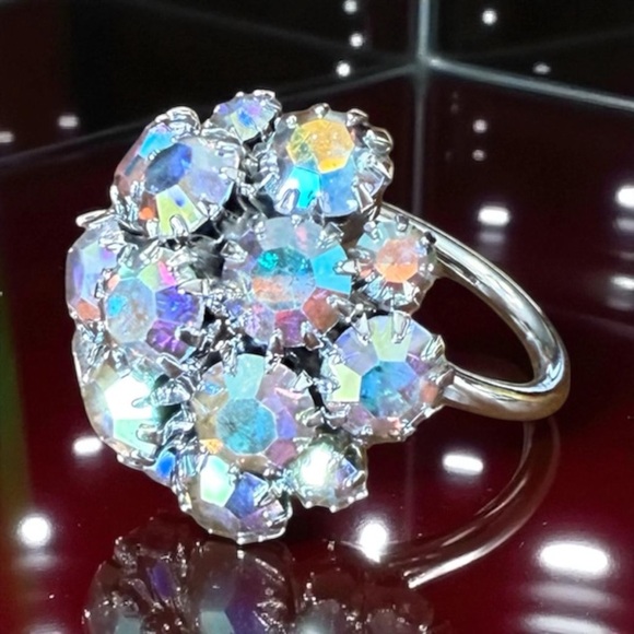 Sarah Coventry Jewelry - Sarah Coventry Aurora Borealis Ring